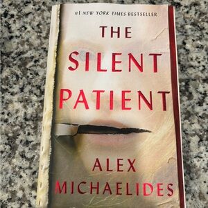 The Silent Patient by Alex Michaelides